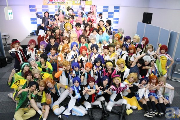 ‘球王直播网’为了足球,他们选择在秘密警察的枪口下逃亡(图2) 球王会